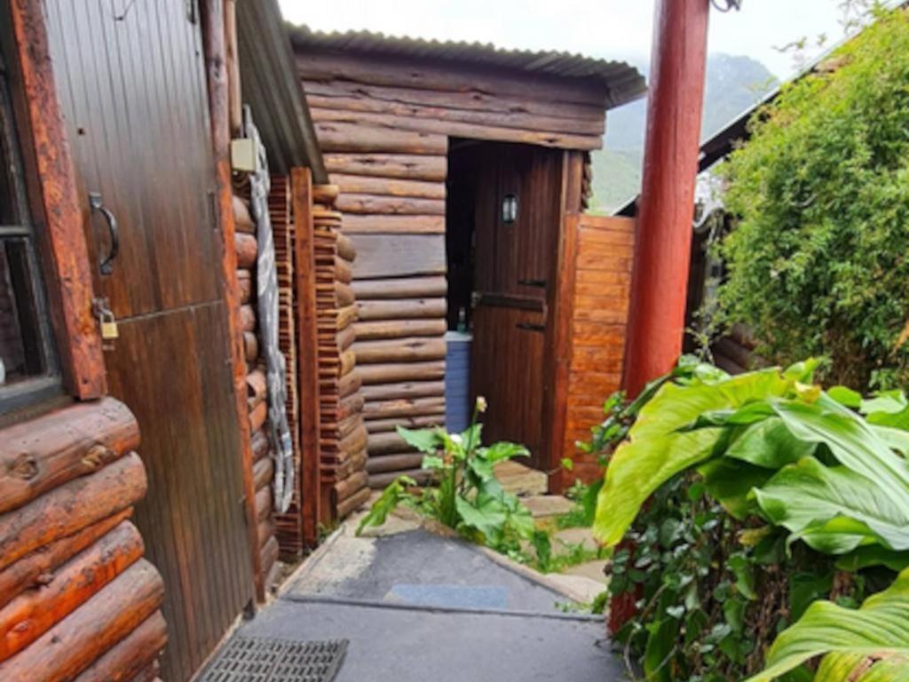 Tsitsikamma Wolf Sanctuary Eco Cabins & Teepees Stormsrivier Pokój zdjęcie