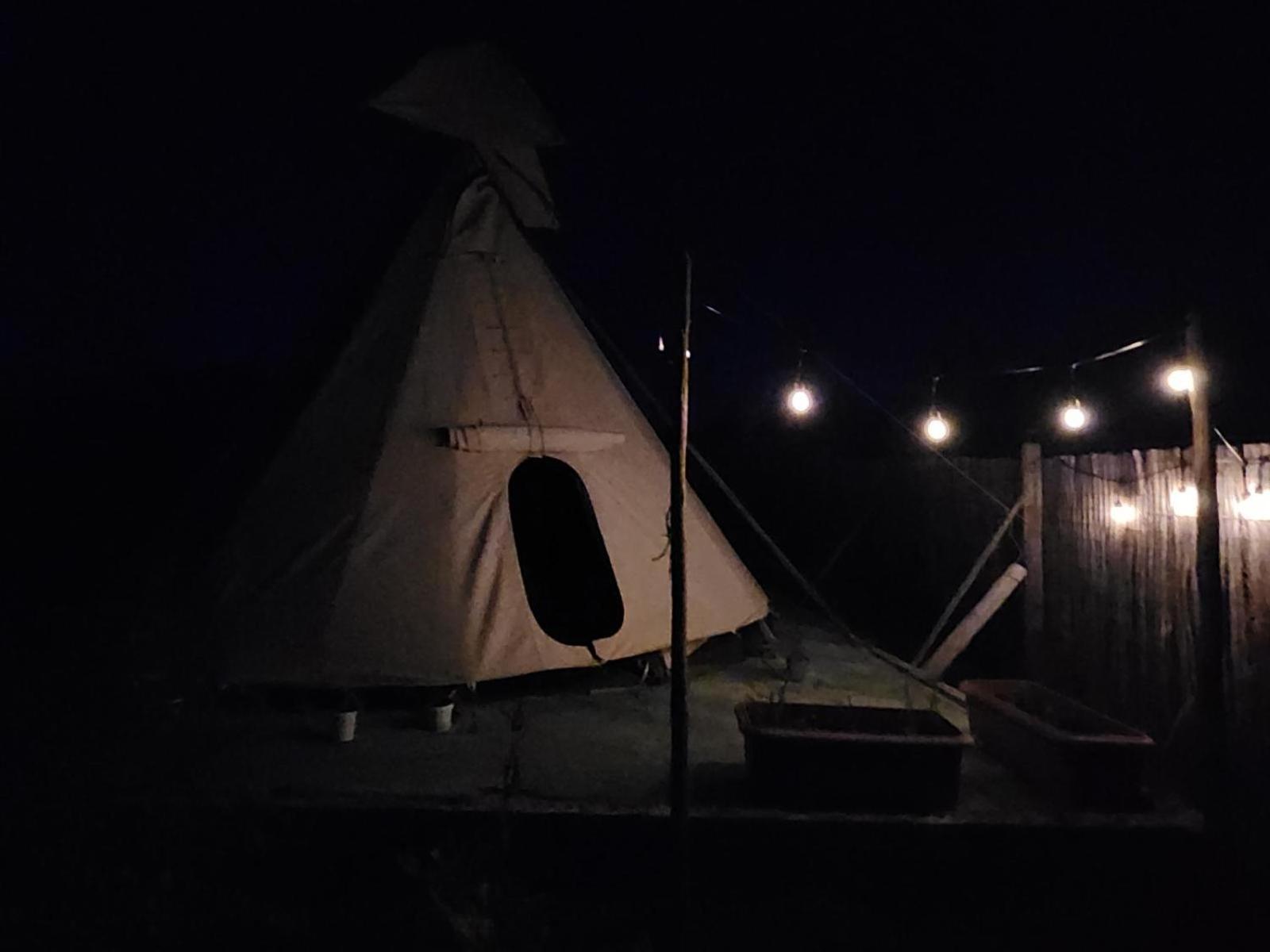 Tsitsikamma Wolf Sanctuary Eco Cabins & Teepees Stormsrivier Pokój zdjęcie